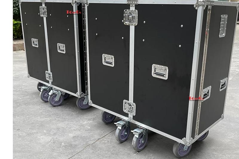 Middle Lockable Aluminum Horse Equipment Storage Flight Case Saddle Tack Cabinet Locker